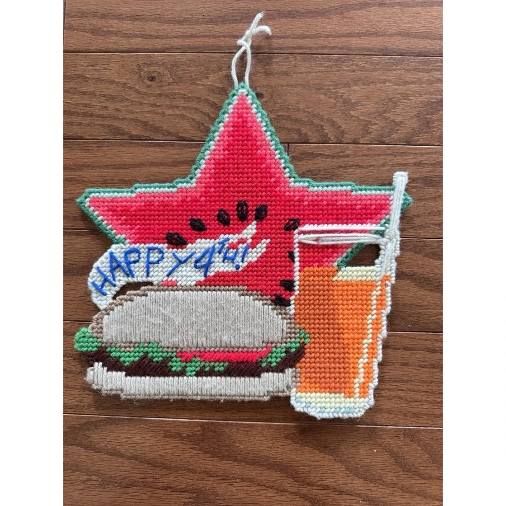 (9)‎ Vintage 70s Holiday Wall Door Hanging Needlepoint Plastic Canvas Retro - Picture 9 of 16
